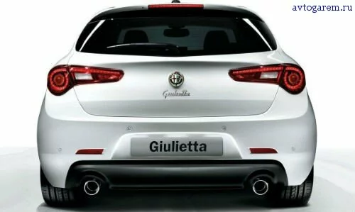 Alfa Romeo Giulietta (2010) вид сзади