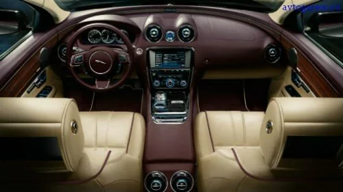 Jaguar XJ вид салона изнутри (2012)